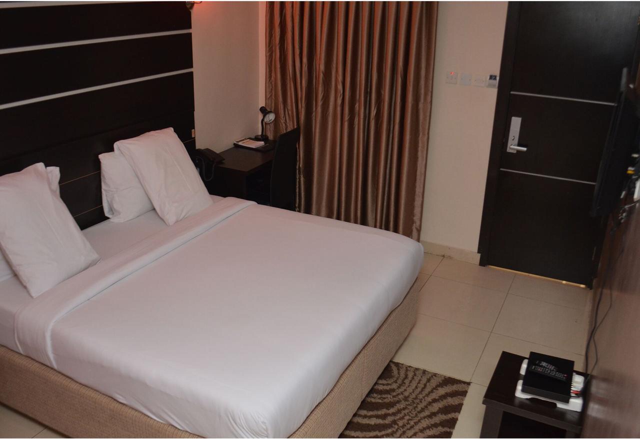 De Rigg Place - Alaka Estate, Surulere Lagos Zewnętrze zdjęcie