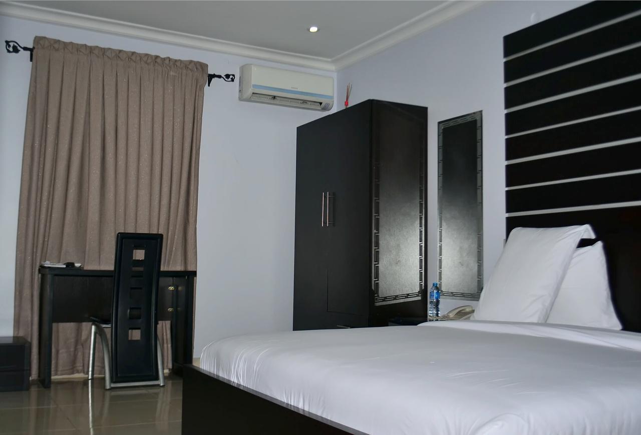 De Rigg Place - Alaka Estate, Surulere Lagos Zewnętrze zdjęcie